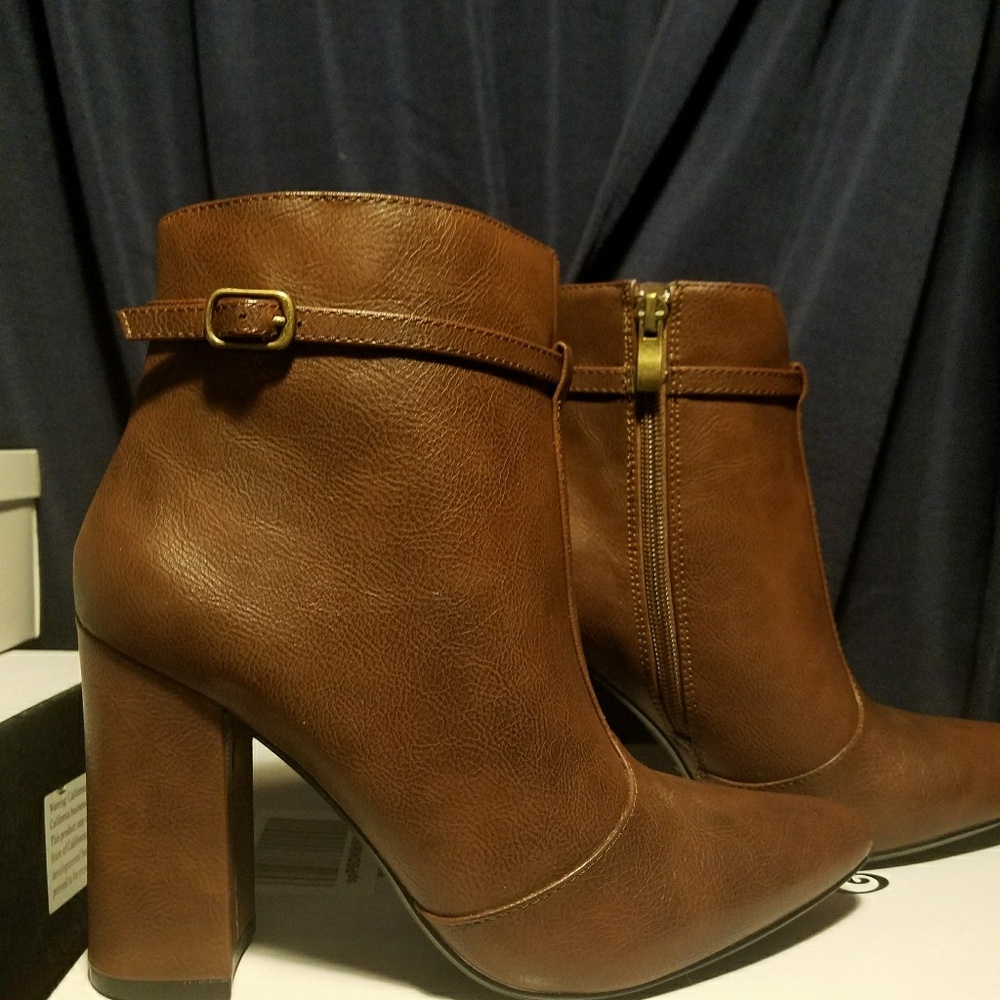 NIB👢2Lips Ankle booties 7.5 - Picture 4 of 5